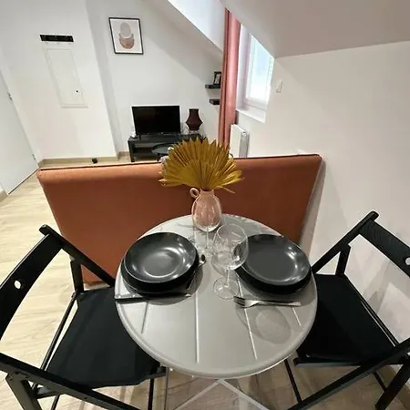 /sacré Studio/parking Privé/wifi *